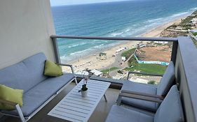 Luxury Sea View Apartment
