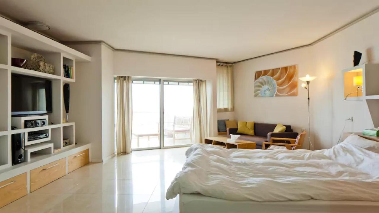 Luxury Sea View Apartment Herzliya Exterior photo